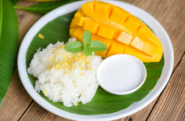 Best Month to Visit Thailand-Mango Sticky Rice