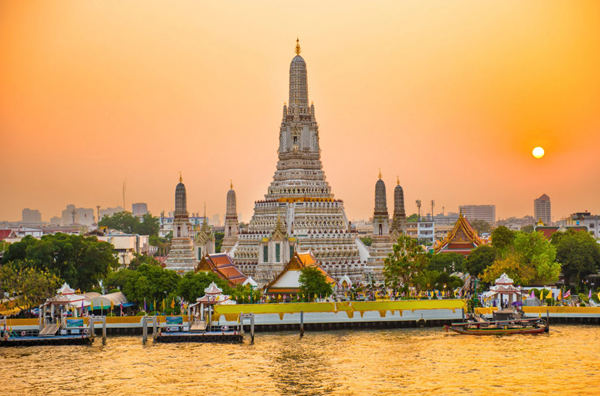 Best Month to Visit Thailand-The Wat Arun